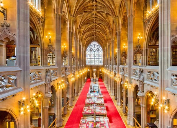 Tour por la John Rylands Library de Manchester