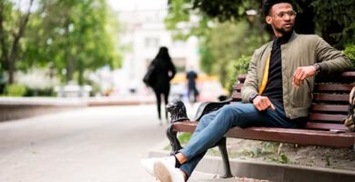 Descubre las zapatillas urbanas de hombre ideales para tu próximo viaje