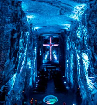 Explora la Catedral de Sal de Zipaquirá: Un tesoro subterráneo único en Colombia