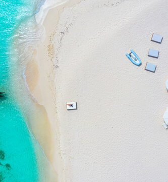 Anguilla rescata la herencia de sus salinas y apuesta por experiencias exclusivas