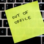 ¿Por qué responder mensajes fuera de la jornada laboral ya no debería ser normal?